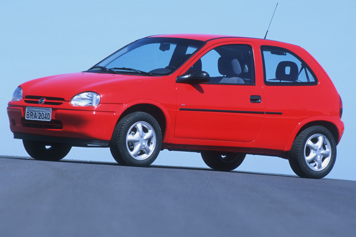 Corsa: lançado em 1994, compacto já recebeu placa preta